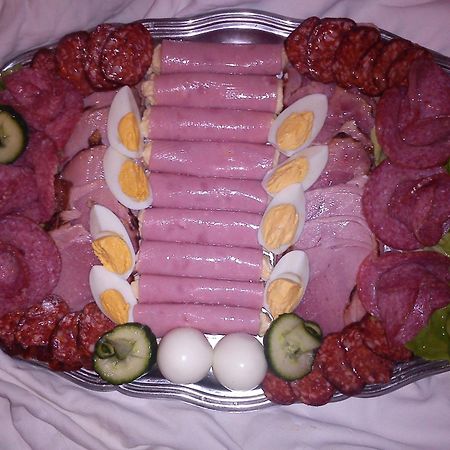 Alabastrom Panzio Es Etterem Bed & Breakfast Bogács Eksteriør bilde