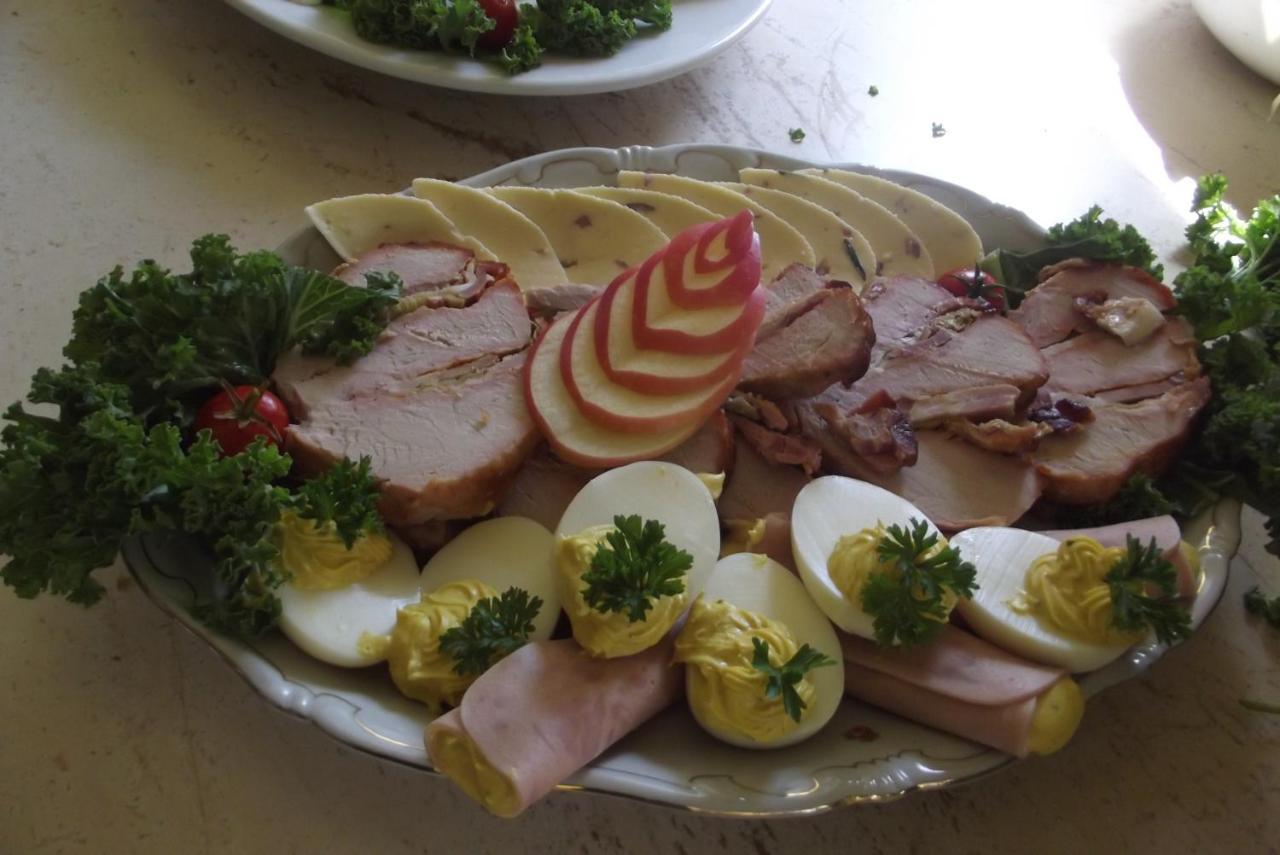 Alabastrom Panzio Es Etterem Bed & Breakfast Bogács Eksteriør bilde